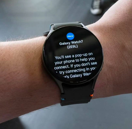 Combo Offer- Smart Watch7 : AI-Powered (44mm, Green, BT+LTE)| 1-Year Warranty + Free Earbuds Pro2